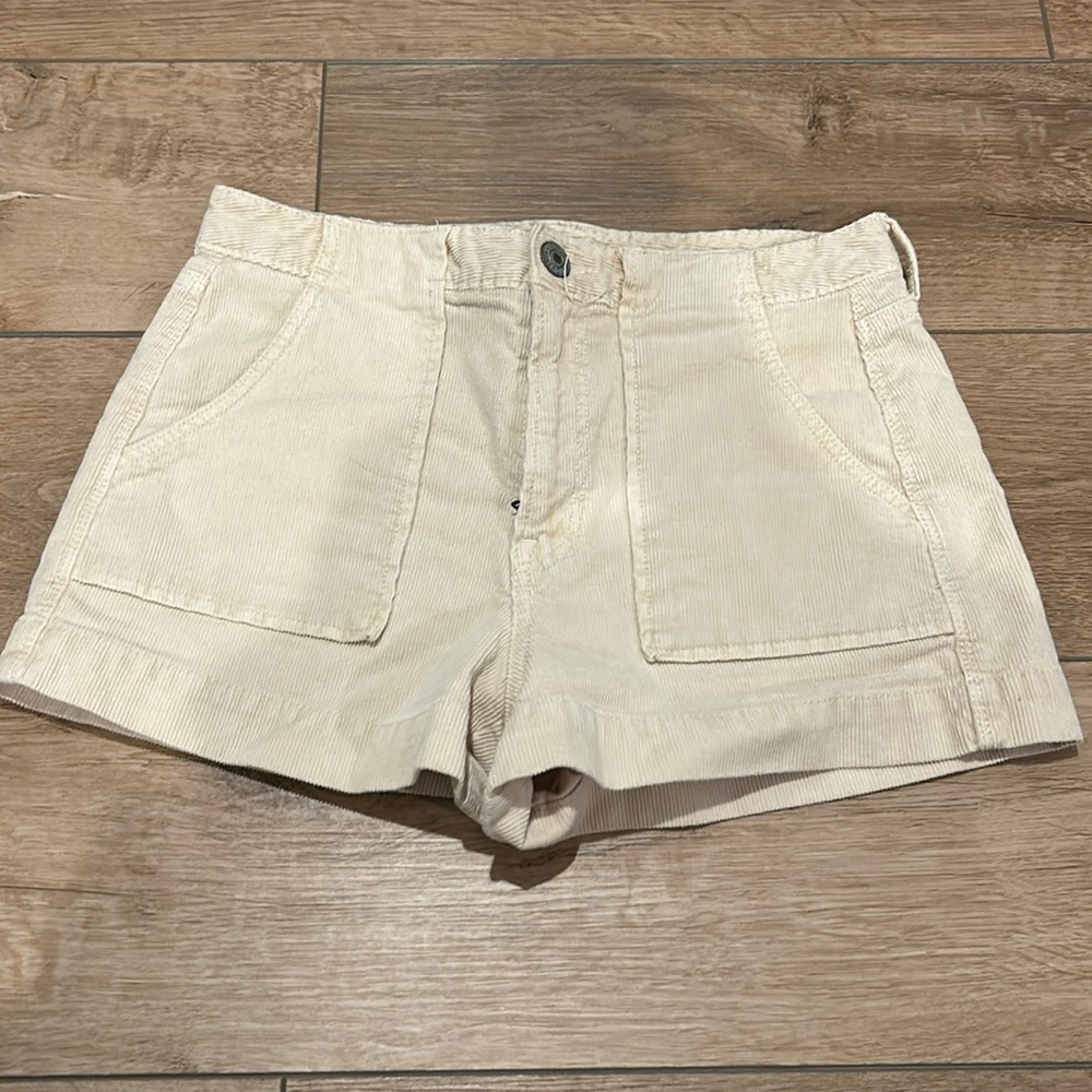 American Eagle Cream Yellow corduroy shorts size 4